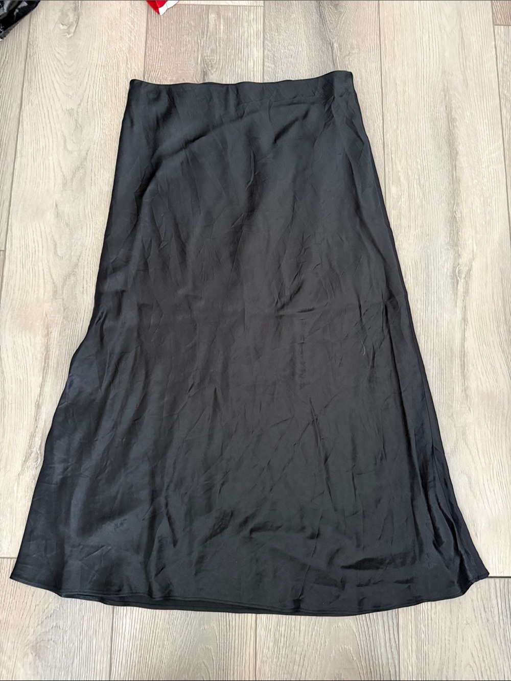 Aritzia - Babaton Black Midi Slip Skirt